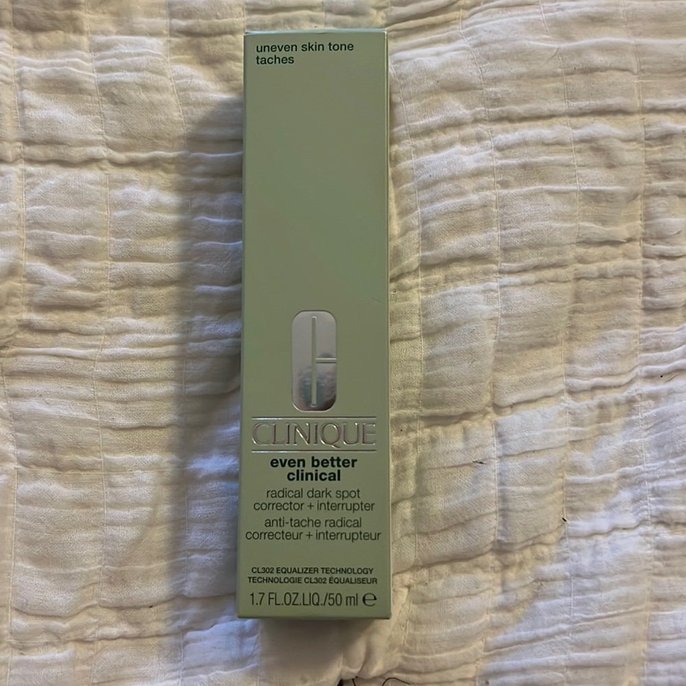 Clinique Even Better Clinical radical dark spot corrector